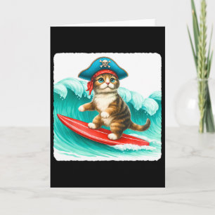 Surfkater mit Piratenhut auf Surfboard. Wellen Pl Karte