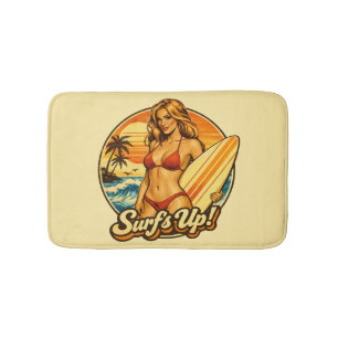 Surf's Up Bikini Pin-Up Retro Surf Shop Grafik Badematte