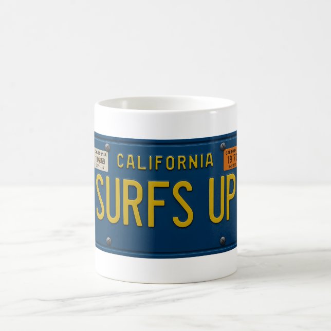 Surfs Up Retro 1969 California License Plate Surf Kaffeetasse (Mittel)
