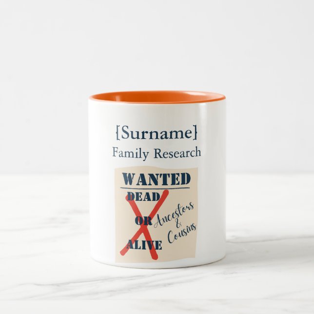 [Surname] Family Research (Wanted Poster) Zweifarbige Tasse (Mittel)