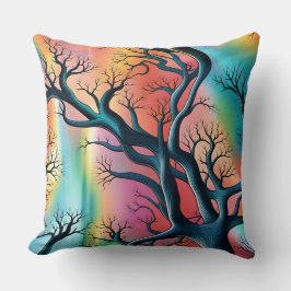 Surreale Bäume auf Regenbogen - farbiger Hintergru Kissen