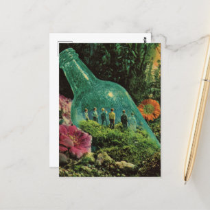 Surreale Menschen in Flaschen Postkarte