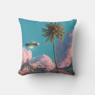Surreale UFO- und Palmenberg-Szene Kissen