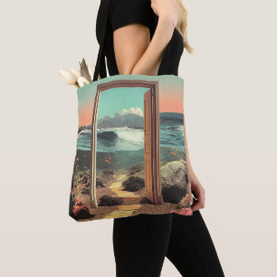 Surrealer Eingang zum Ozean mit Korallenriff