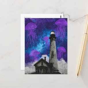 Surrealer lila Qualle und ein Vintage-Leuchtturm Postkarte