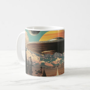 Surrealistische Landschaft mit Straße, UFO und Sat Kaffeetasse