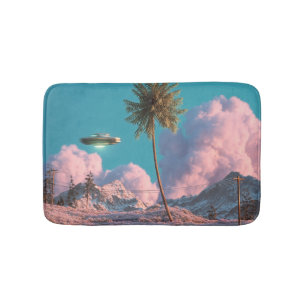 Surrealistische UFO- und Palmenbaum-Bergszene Badematte