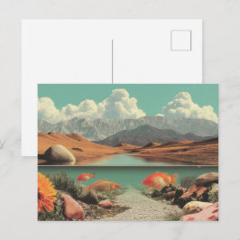 Surrealistische Wüste und See mit Goldfischen Postkarte