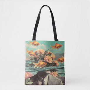 Surrealistisches Porträt mit Goldfischblumen und O