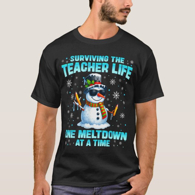 Surviving The Teacher Life Pjs Pajamas Christmas X T-Shirt (Vorderseite)