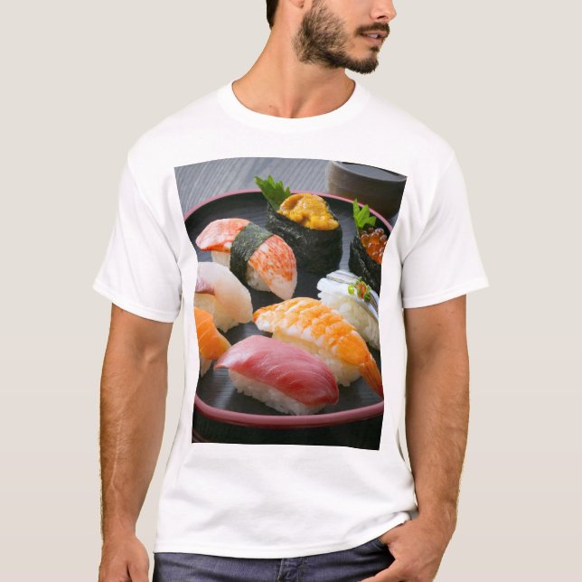 Sushi Circle – Japanese Round Dance T-Shirt (Vorderseite)