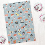 Sushi Nigiri Maki Roll Pattern Geschirrtuch<br><div class="desc">Japanische Sushi-Art-Muster auf einem halbblauen Hintergrund,  um die Küche zu genießen.</div>