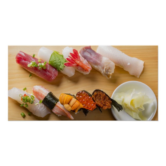 Sushi Spiral – Artistic Presentation of Nigiri Sus Poster (Vorderseite)