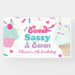 Süß, frech und sieben Eiscreme- und Kuchengeburtst Banner