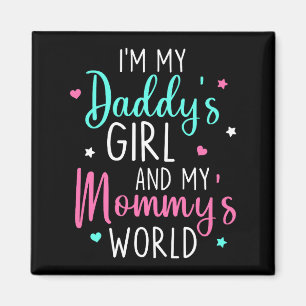 Süß ich bin meines Vaters Mädchen und das Baby der Magnet