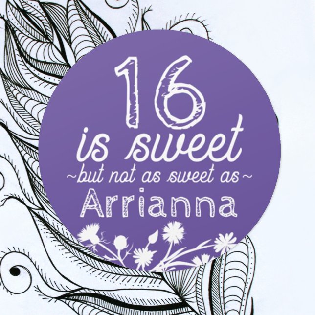 Süße 16 Lila, weiße Blume Runder Aufkleber (round floral purple sweet 16 party favor sticker personalized label seal with name for sweets gifts)
