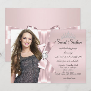 Süße 16 Party-Rouge-Pink-Diamant-Bogen-Tiara Einladung