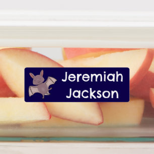 Süße Babyfledermaus fliegt nachts Cartoon personal Etiketten