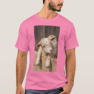 Süße Babyziege Rustikale Farmhaus-Fotografie auf L T-Shirt