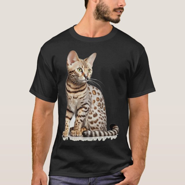 Süße Bengalkatze mit Klassiker T-Shirt (Vorderseite)