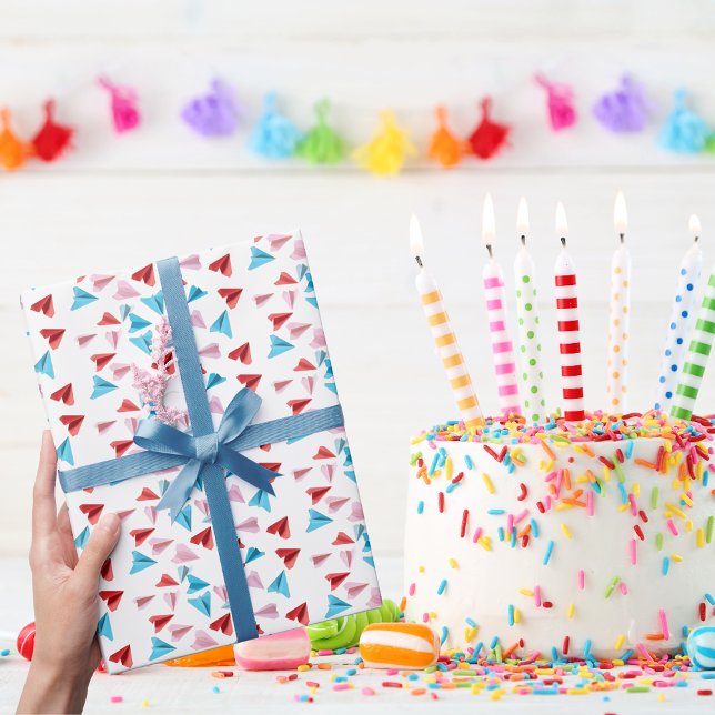 Süße bunte Papierflugzeuge, Flugpilot oder Pilot Geschenkpapier (Von Creator hochgeladen)