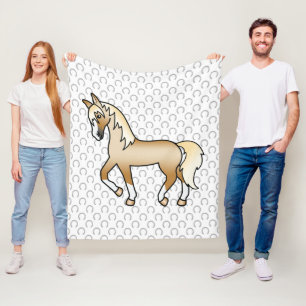 Süße Cartoon-Illustration eines trabenden Palomino Fleecedecke