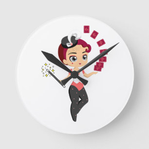 Süße Chibi-Zauberin bei einem Kartenkunststück Runde Wanduhr