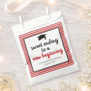 Süße Endung zu einem neuen Beginnenden Abschluss Geschenktütchen