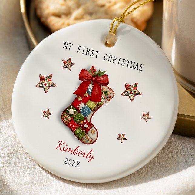 Süße erste Baby-Weihnachts-Patchwork-Strumpf Keramik Ornament (Von Creator hochgeladen)