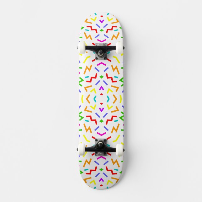 Süße farbenfrohe Linienmuster Skateboard (Vorderseite)
