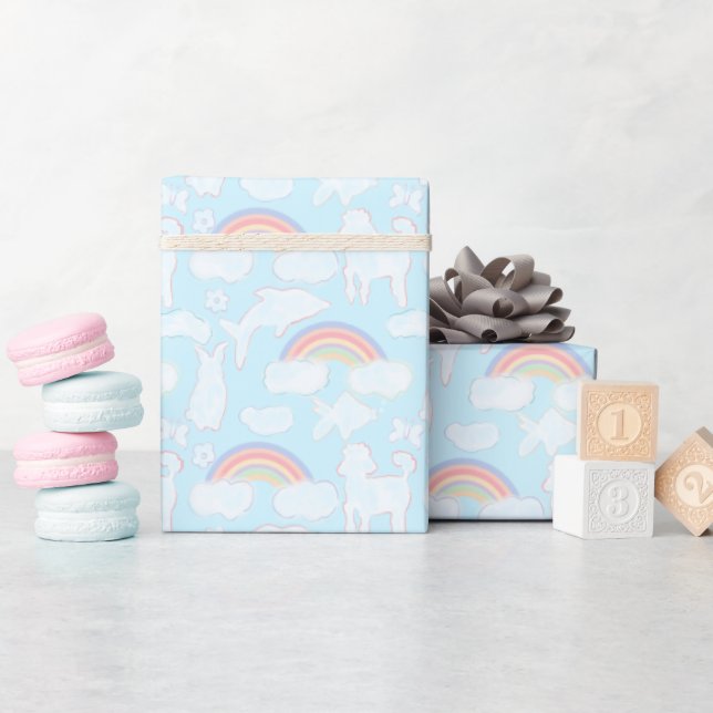 Süße flauschige Wolken in Tierform und Regenbögen Geschenkpapier (Babyparty)