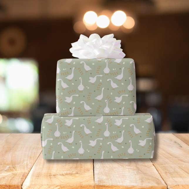 Süße Gänse und Fußabdruckmuster auf Salbeigrün Geschenkpapier (Von Creator hochgeladen)