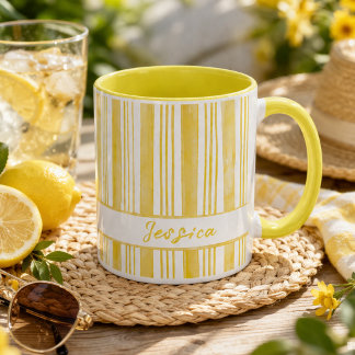 Süße gelbe gestreifte Tasse mit individuellem Name