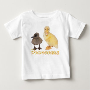 Süße gelbe und graue Entenküken Fotografie Baby T-shirt