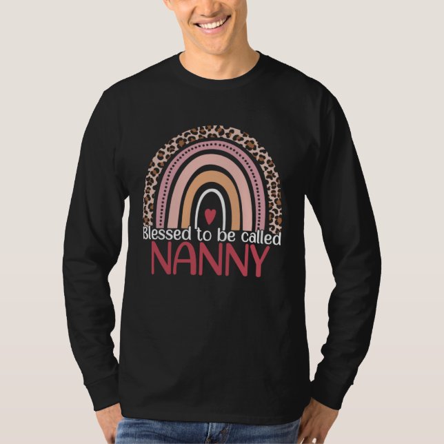 Süße, Gesegnete, die als Nanny Rainbow Leopard Mo  T-Shirt (Vorderseite)