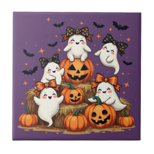 Süße Halloween-Geister in Coquette-Schleifen und K Fliese