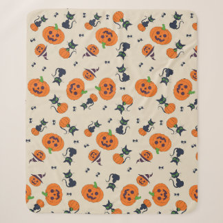 Süße Halloween-Kürbisse und schwarze Katzen Muster Sherpadecke