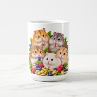 Süße Hamsterfamilie mit Beeren und Pistazien Tasse