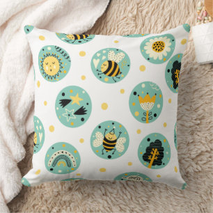 Süße Hummel und Regenbogen-Kinderzimmer  Kissen