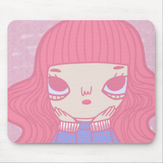 Süße Illustration einer Mädchen mit rosa Haaren Mousepad