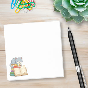 Süße Katze auf einem Bücherstapel Post-it Klebezettel
