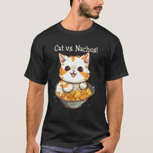 Süße Katze, die Nachos isst. Katze gegen Nachos T-Shirt