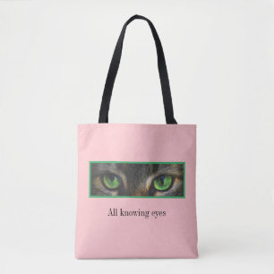 Süße Katze grüne Augen auf Korallenrosa