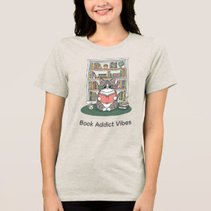 Süße Katze liest Buch gemütliche Teestunde Grafik Tri-Blend Shirt