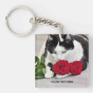 Süße Katze mit der roten Rose Schlüsselanhänger