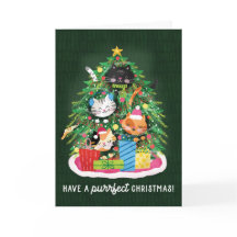 Süße Katzen im Weihnachtsbaum mit Geschenken