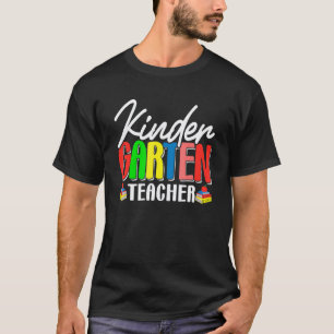 Süße Kindergartenerzieherin Zurück zur Schule Erst T-Shirt