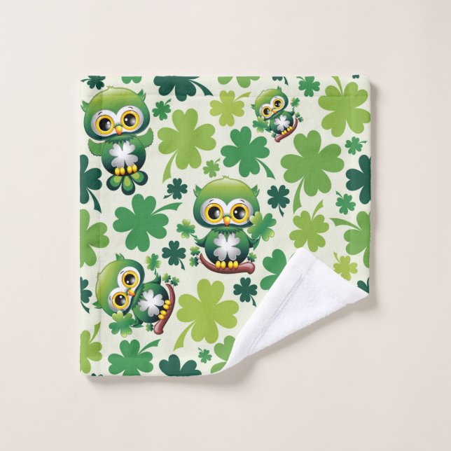 Süße kleine Eule St. Patrick Cartoon Badhandtuch Set (Waschlappen)