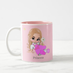 Süße kleine Prinzessin mit Gänseblümchen auf Rosa Zweifarbige Tasse