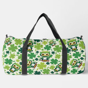 Süße kleine St. Patrick Cartoon-Eule Duffle Bag